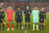 韩国队激战新加坡 亚洲杯预选赛关键对决