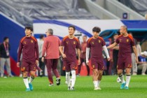 国足2014世界杯征程回顾：冲击之路上的挑战与成长印记