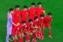 国足迎战乌兹别克斯坦 关键战一触即发