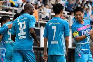 神户激战大阪钢巴 日本德比引爆激情对决