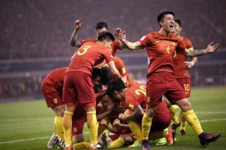 中国男足世界杯首秀20周年：历史突破背后的经验与挑战反思